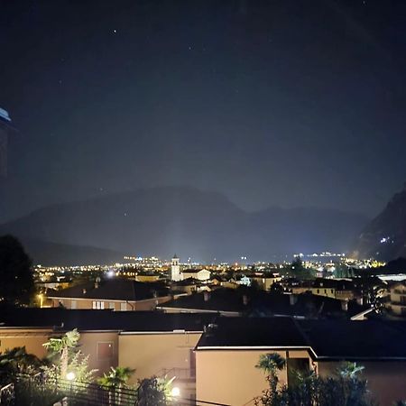 Appartamento Peppino Mit Seeblick Und Pool Riva del Garda Kültér fotó